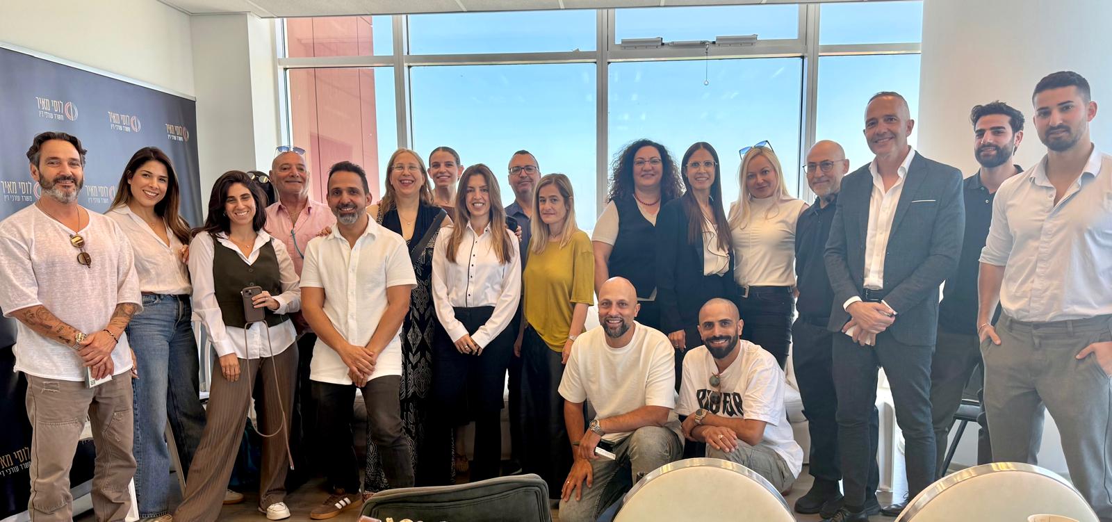 מפגש נטוורקינג במשרד של עו״ד לוסי מאיר