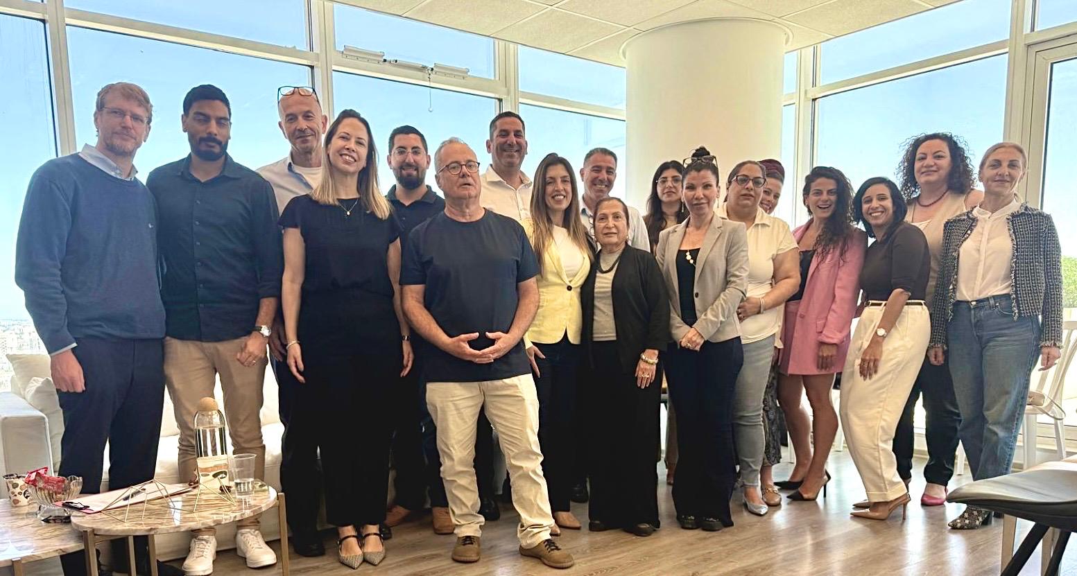 מפגש נטורקינג וזוגיות אפריל 26-לוסי מאיר משרד עורכי דין